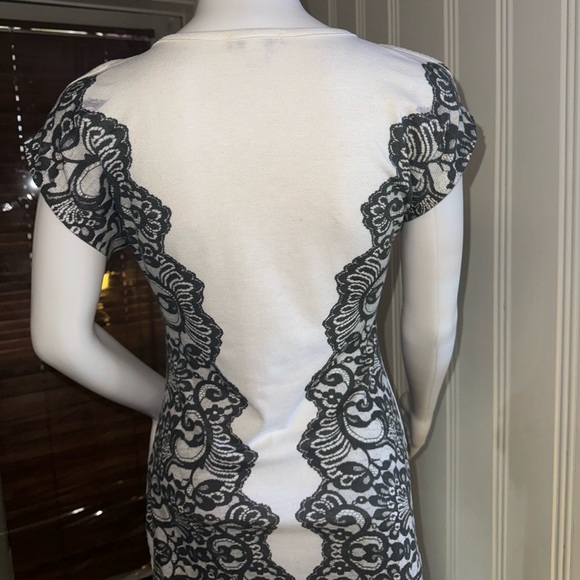 Lace Style Top - Picture 4 of 6
